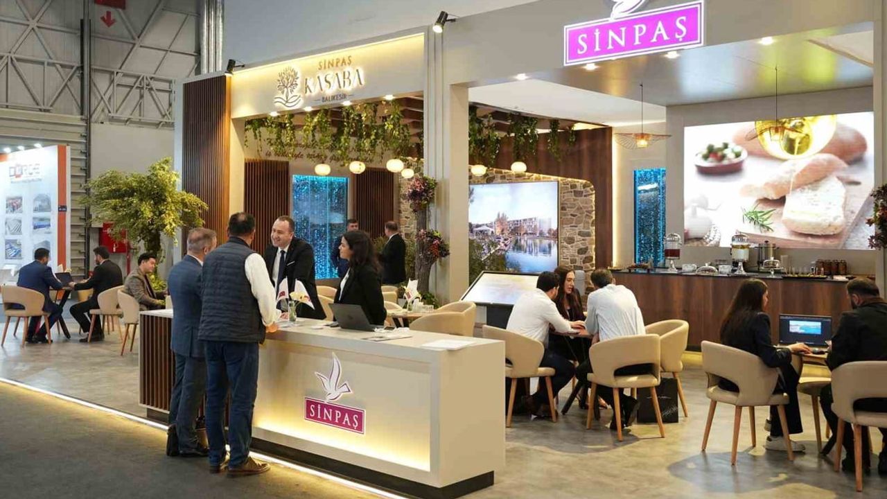 Sinpaş tatil evi konsepti MÜSİAD EXPO 2026'da farklı yaşam temalarıyla tanıtıldı