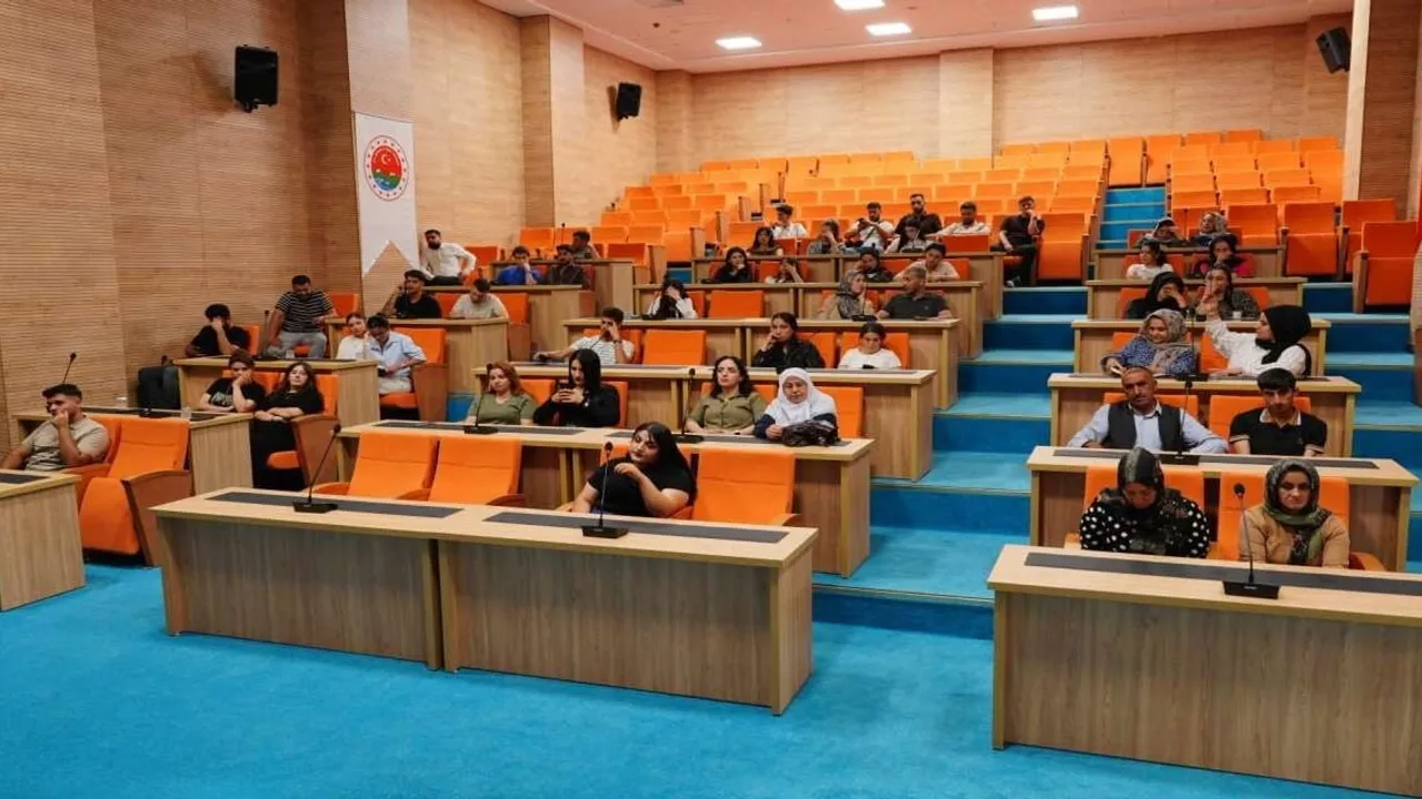 Şırnak İUP katılımcılarına bağımlılıkla mücadelede farkındalık eğitimi