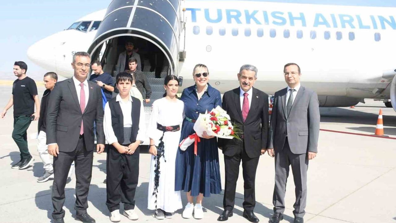 Şırnak'ta Cudi Cup final hazırlıkları hızlandı: Şafak Müderrisgil kente geldi