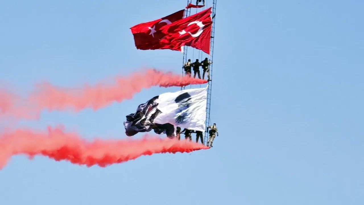 Sivas'tan cumhuriyete: huzur ve güvenle güçlenecek Türkiye