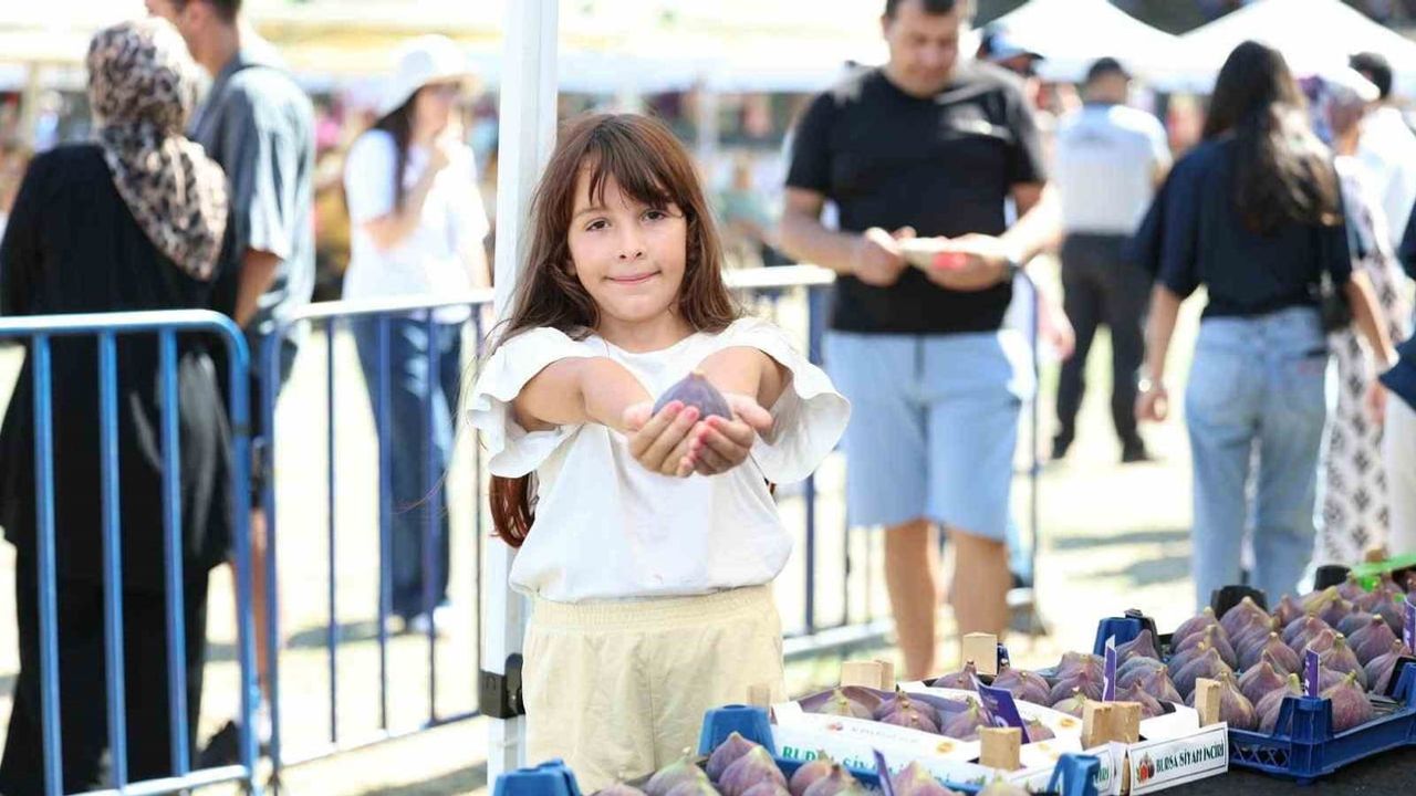 Siyah incirin geleceği için festivalde destek çağrısı