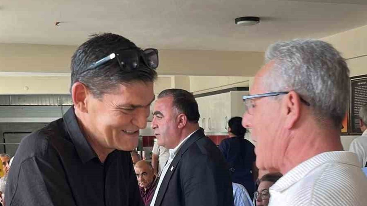 Siyasetin araçlarına veda: Ali Çankır son yolculuğuna uğurlandı