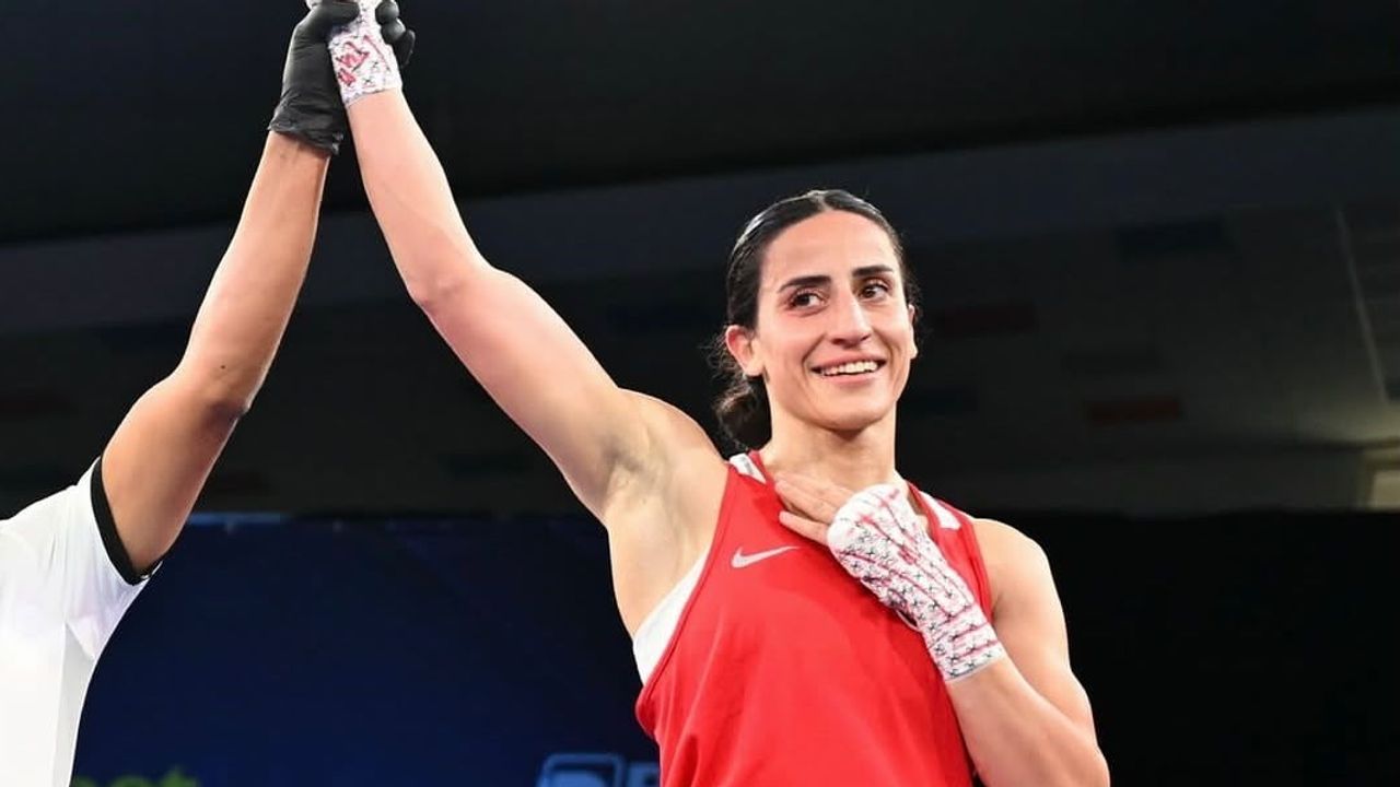 Sofya'da favoriye karşı net sonuç: Gizem Özer çeyrek finalde