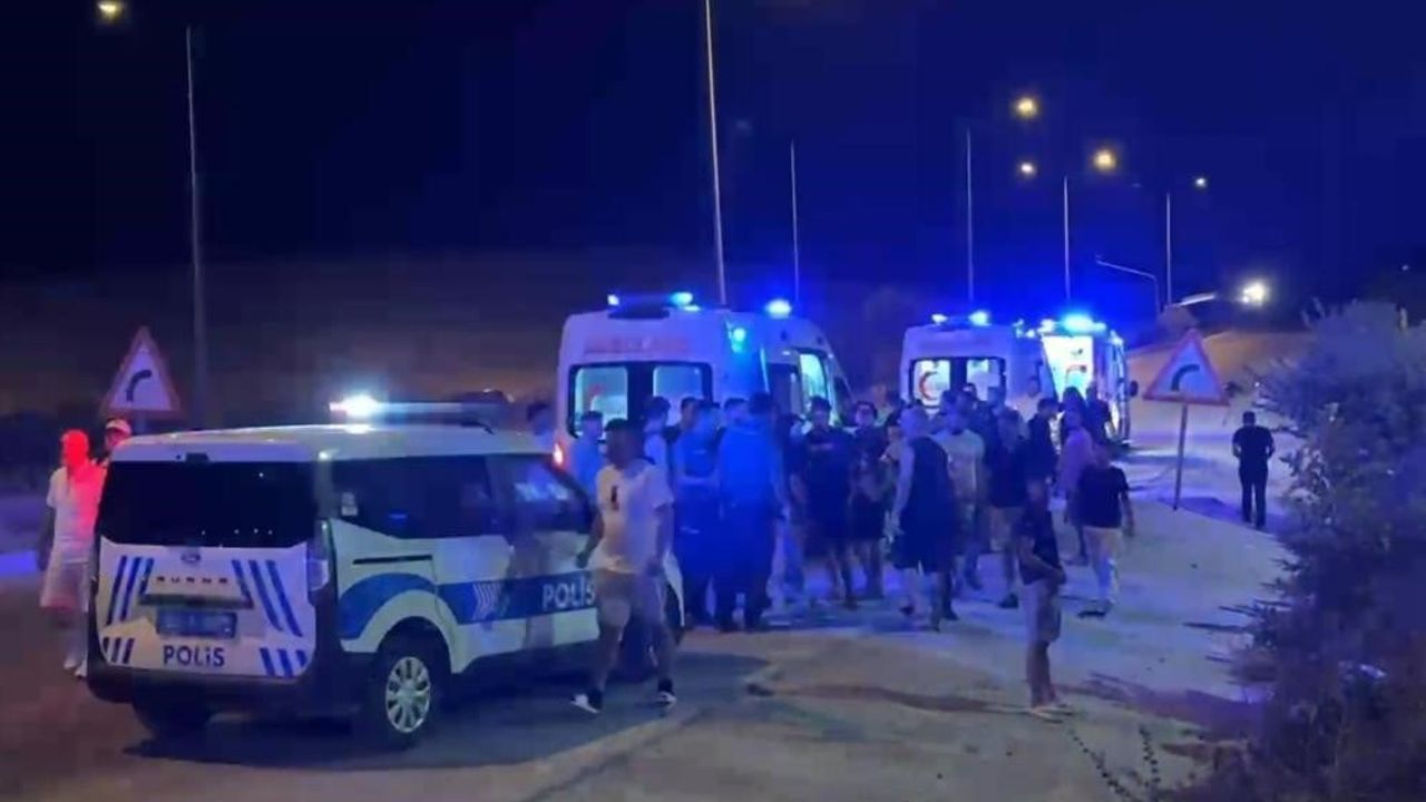 Söke'de iki otomobilin karıştığı çarpışmada 18 yaşındaki motosiklet sürücüsü hayatını kaybetti