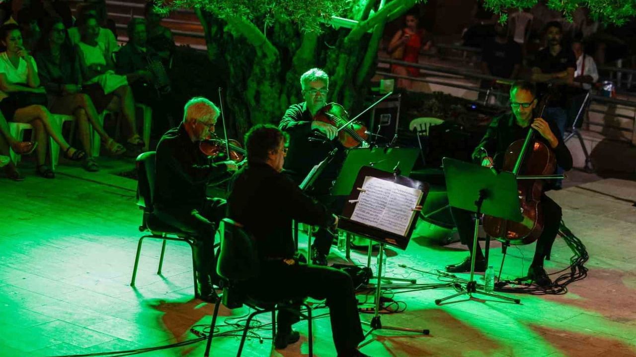 Somogyi Quartet İzmir'de zeytin altında klasik bir akşam sundu