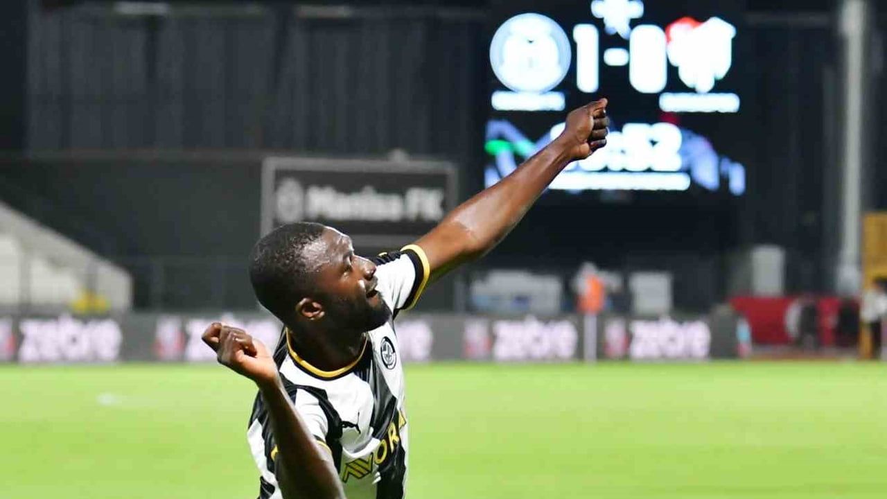 Son nefeste gelen zafer: Bursaspor Manisa deplasmanından 2-1 galip ayrıldı