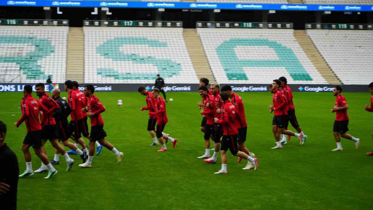 Son prova Bursa'da: milliler İtalya sınavına hazırlanıyor