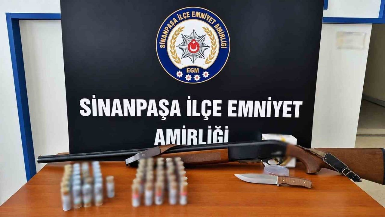 Sosyal medyada silah ve mühimmat paylaşımları Sinanpaşa'da operasyonla son buldu