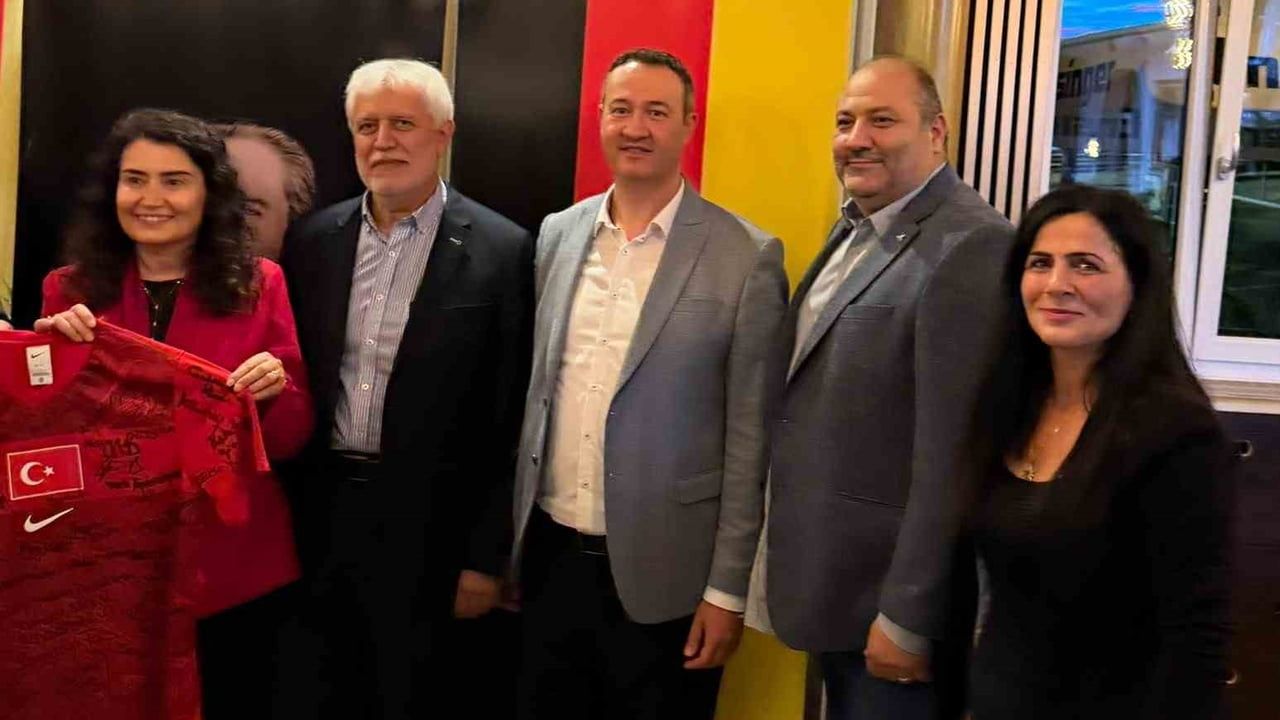 Stuttgart’ta veda gecesi: A Milli Futbol Takımı forması birlik simgesi