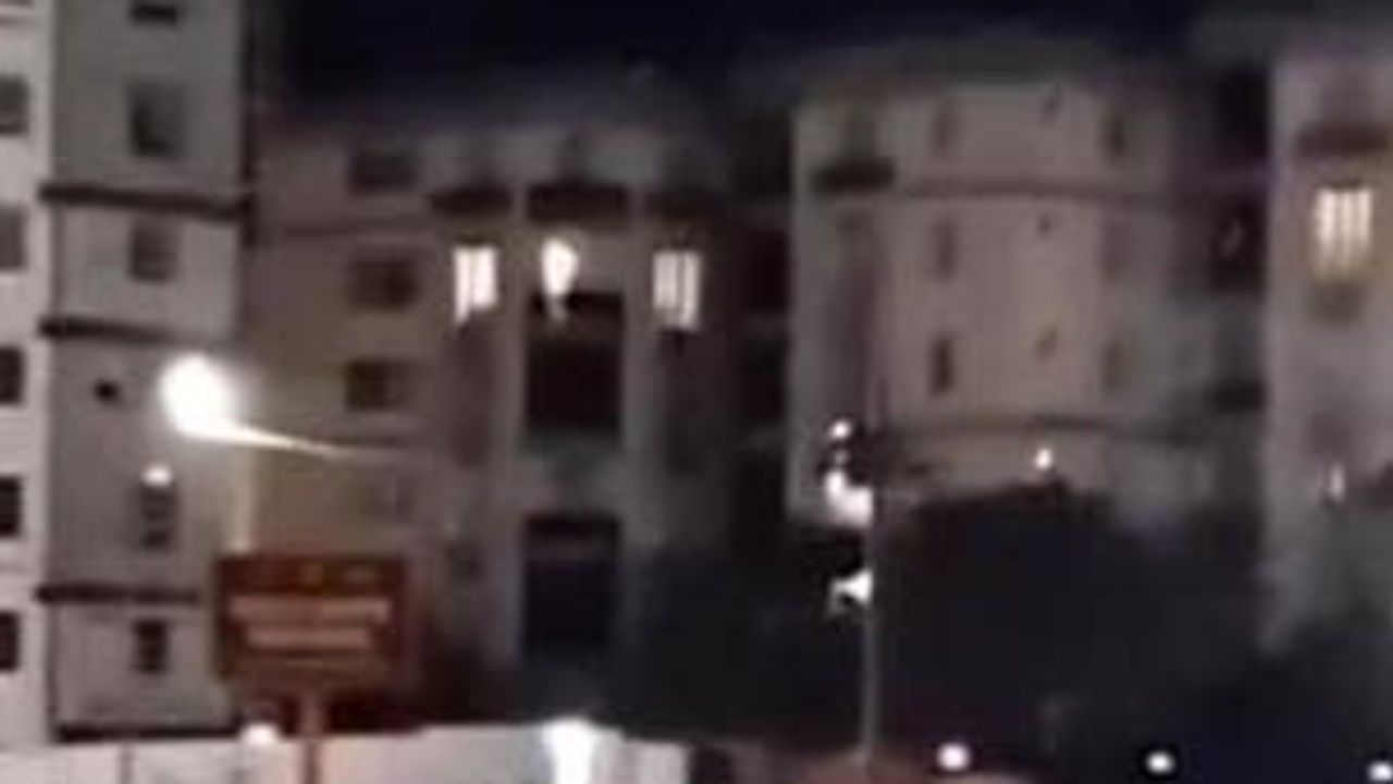 Sultanbeyli'de çatışma anları cep telefonuna yansıdı: DEAŞ mensubu etkisiz hale getirildi