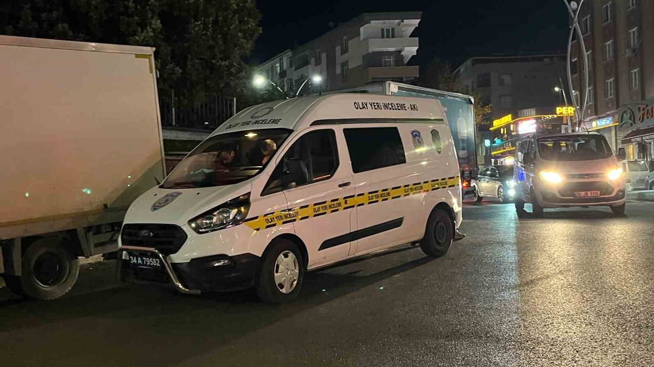 Sultangazi’de cadde tartışması silahla sona erdi: 1 yaralı