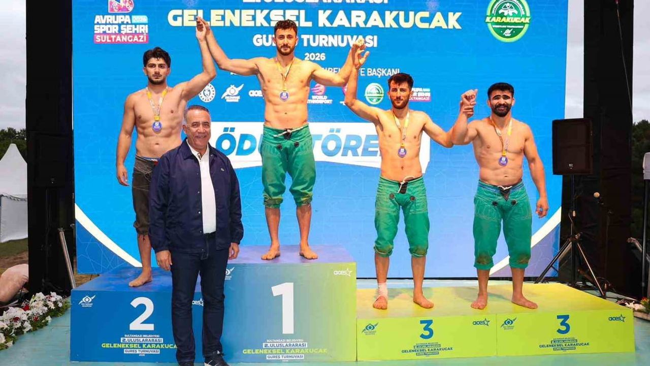 Sultangazi'de karakucak coşkusu: 15 ülkeden 1.200 sporcu mücadele etti