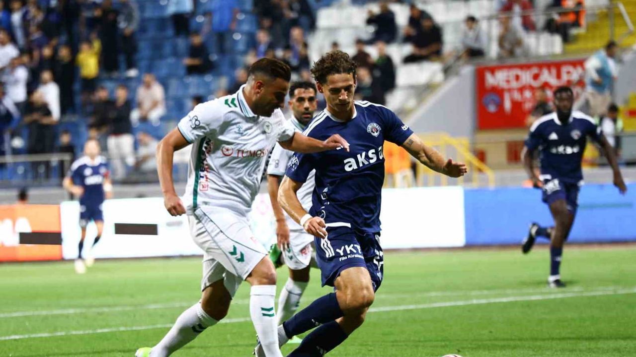 Süper Lig'de sessiz başlangıç: Kasımpaşa ile Konyaspor 15. dakikada 0-0