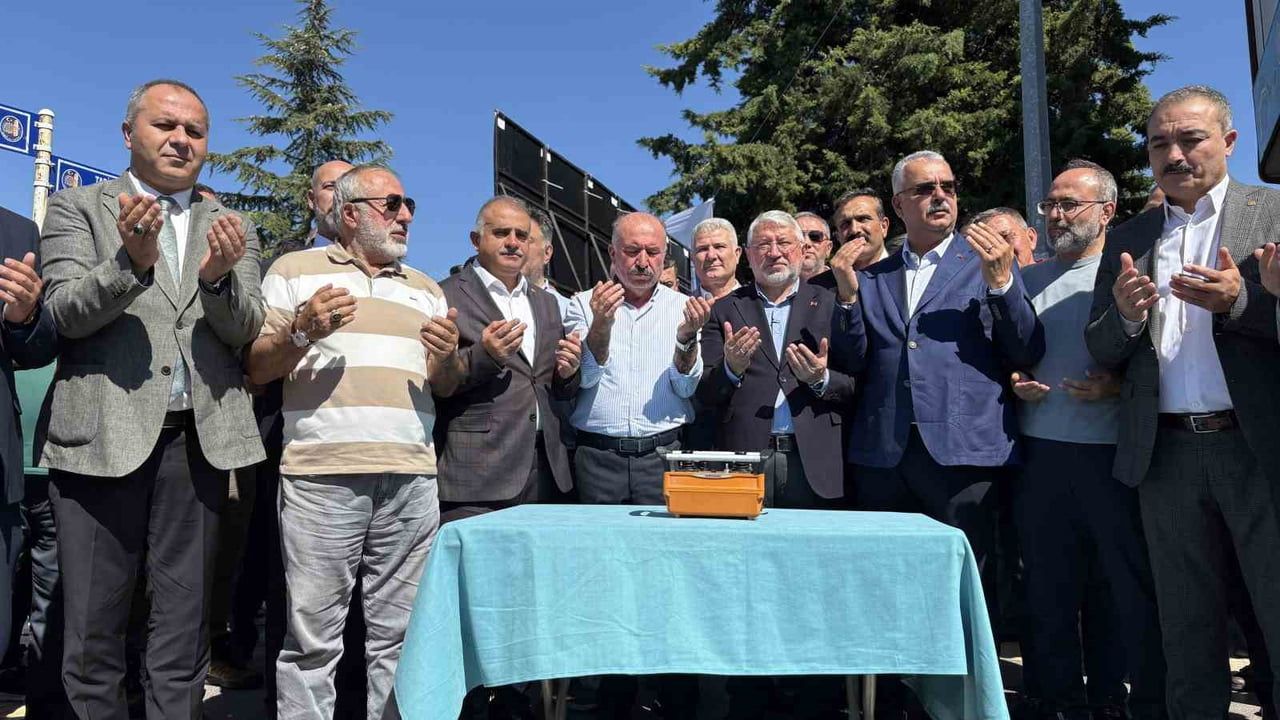 Tarihi Çorum konağı meydanda yeniden hayat buluyor