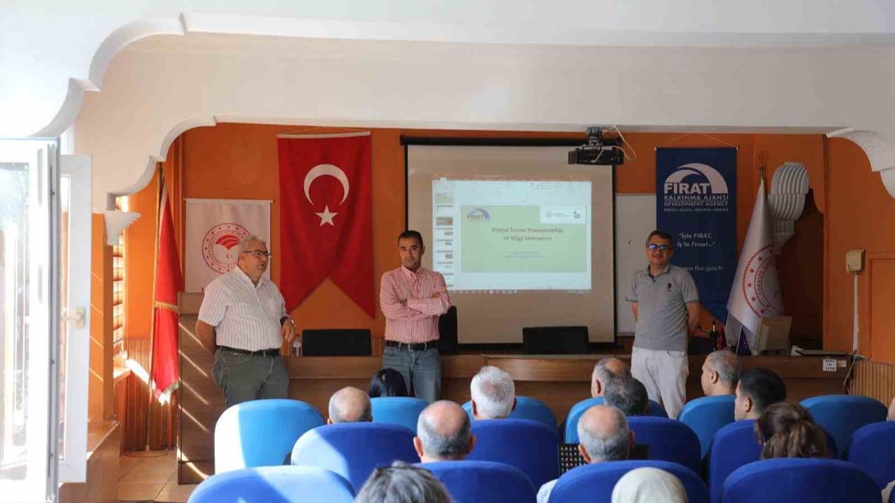 Tarımda dijital adım: Elazığ’da teknik personele akıllı tarım eğitimi