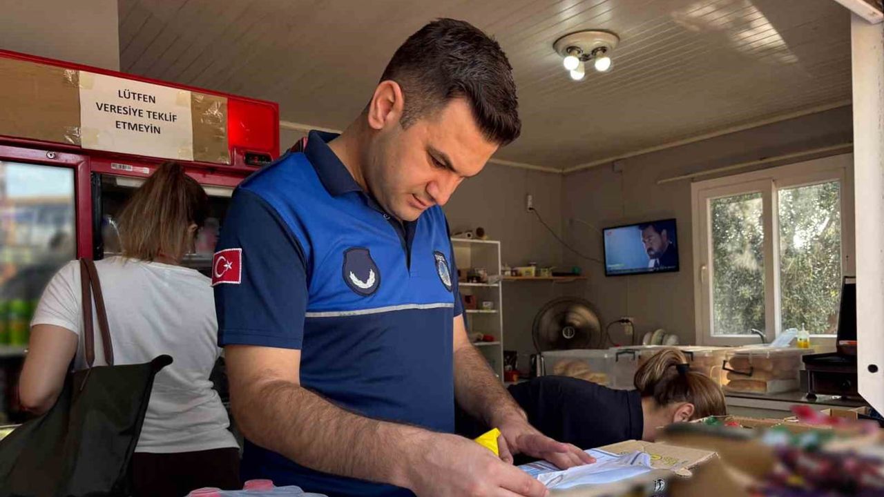 Tarsus'ta kantinlerde sıkı denetim: tarihi geçmiş ürünler toplatıldı ve imha edildi