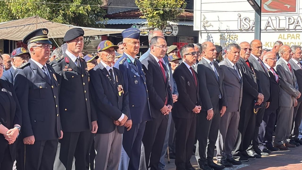 Tavşanlı'da gazilere saygı: 19 Eylül töreni protokolle gerçekleşti