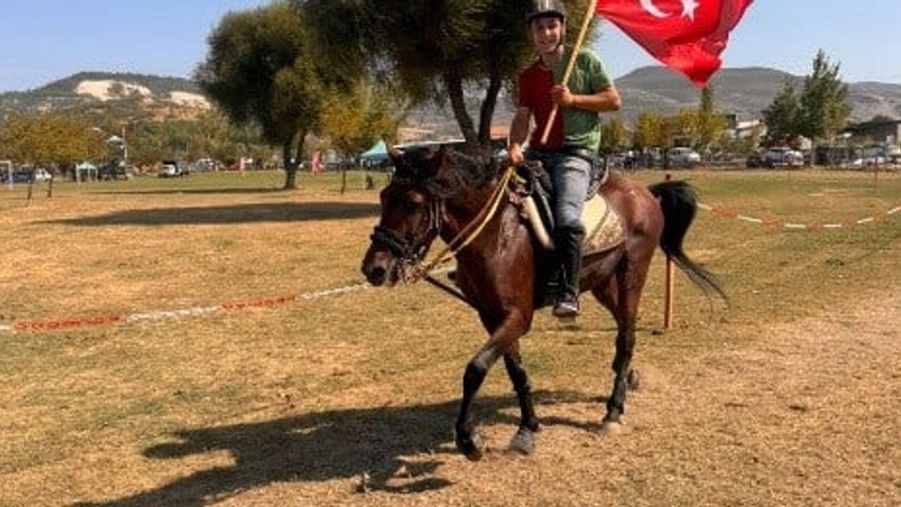 Tavşanlı'nın 'Kuyumcu'su Bigadiç rahvanında başaltı şampiyonu