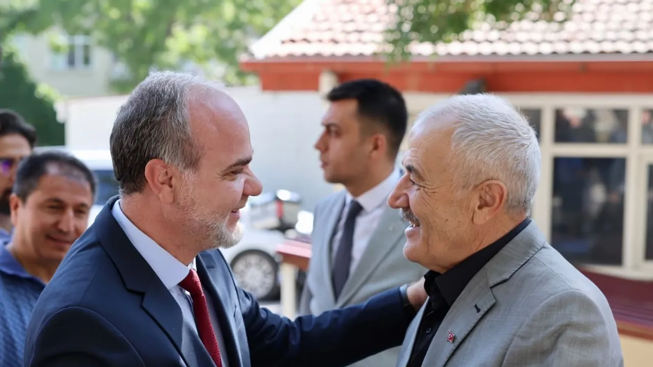 Tazelenme üniversitesi Niğde'de 60 yaş üstü vatandaşlara üniversite ortamı sunuyor
