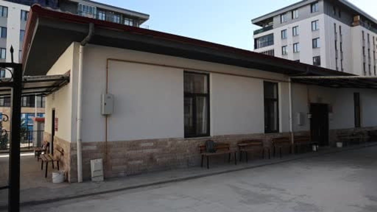 Taziye yemekleri kaldırıldı: Elazığ'da cami derneğinden yük hafifletme kararı