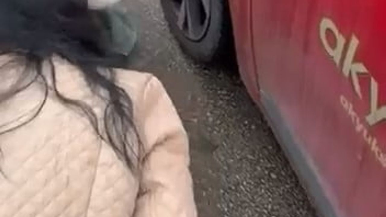 Tekerin içinde çaresizlik: Acemler'de yavru kedi kurtarıldı