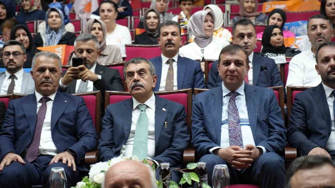 Tekin'den uyarı: terörsüz Türkiye sürecine sahip çıkılmazsa irade kaybolabilir