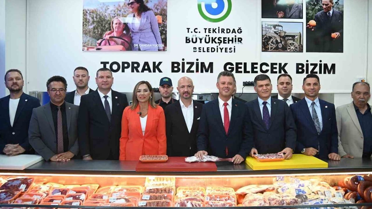 Tekirdağ'da Ergene'ye iki yeni hizmet: TEK Market'in 9'uncu şubesi ve ek hizmet binası açıldı