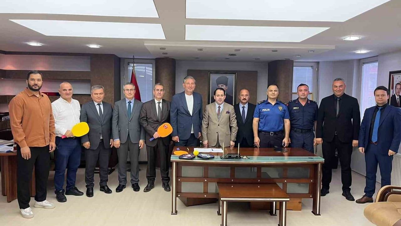 Tekkeköy'de raketler bağımlılığa karşı toplumu bir araya getiriyor