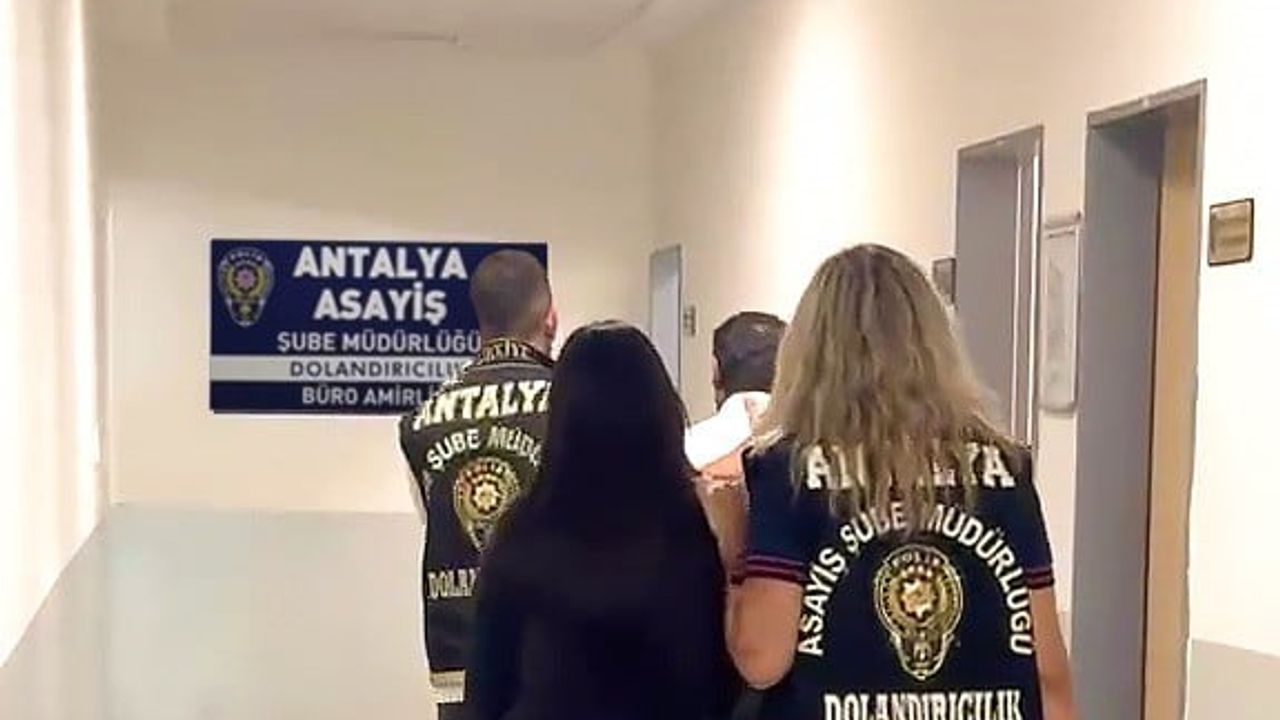 Telefonla polis kılığına girip 7 milyon lira değerinde mal varlığını alan şüpheliler yakalandı