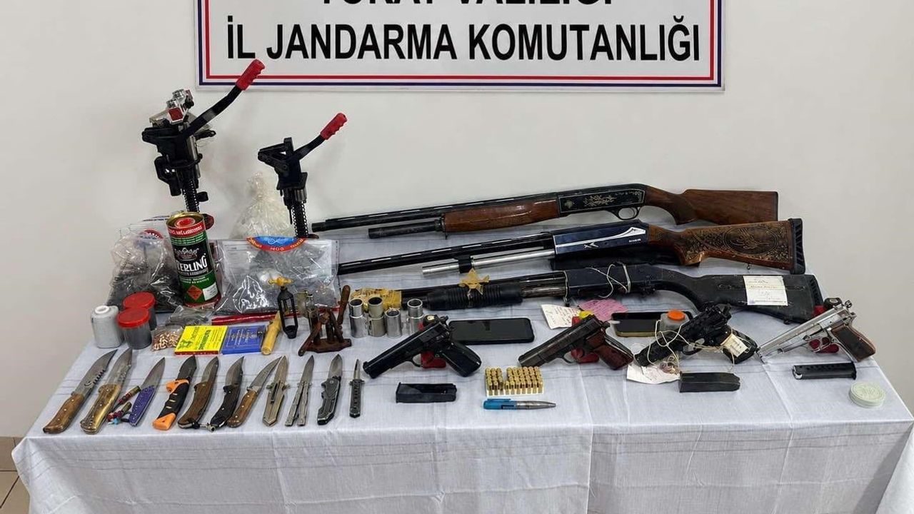 Tokat’ta satış amaçlı ruhsatsız silah operasyonunda 11 gözaltı