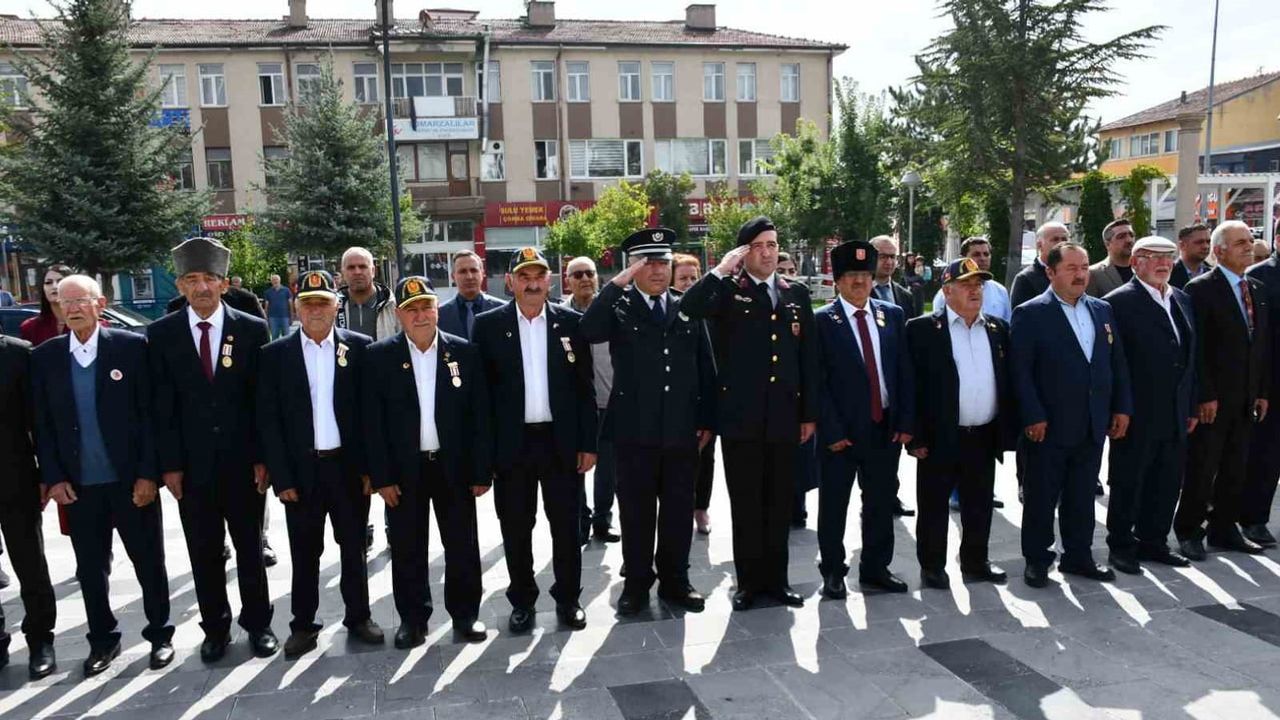 Tomarza'da gaziler günü ortak saygı ve anma etkinliği