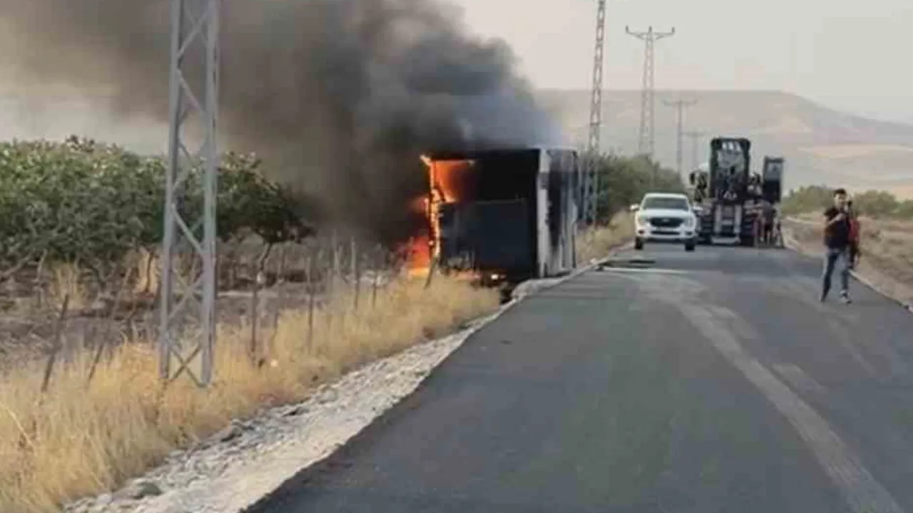 Toytepe'de taşıma kazası: vinçle kaldırılan jeneratör alev aldı