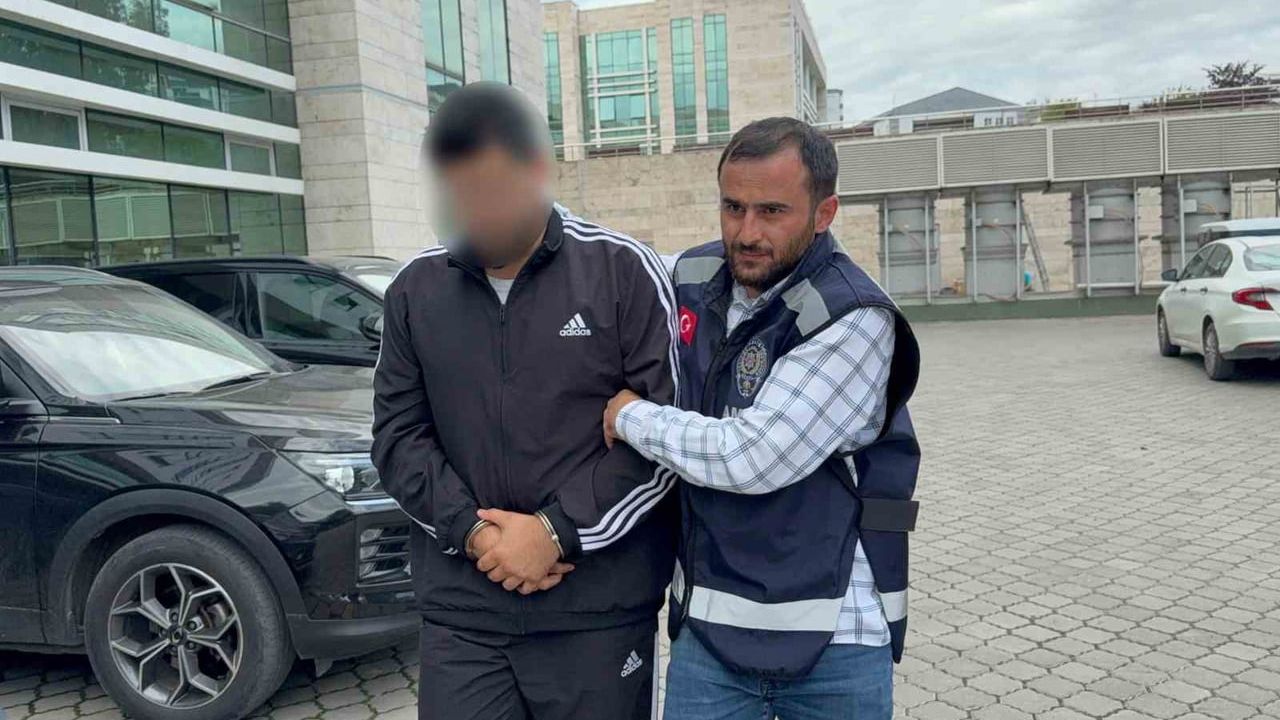 Trafikte yol verme tartışması sonrası gözaltına alınan şahıs adli kontrolle serbest