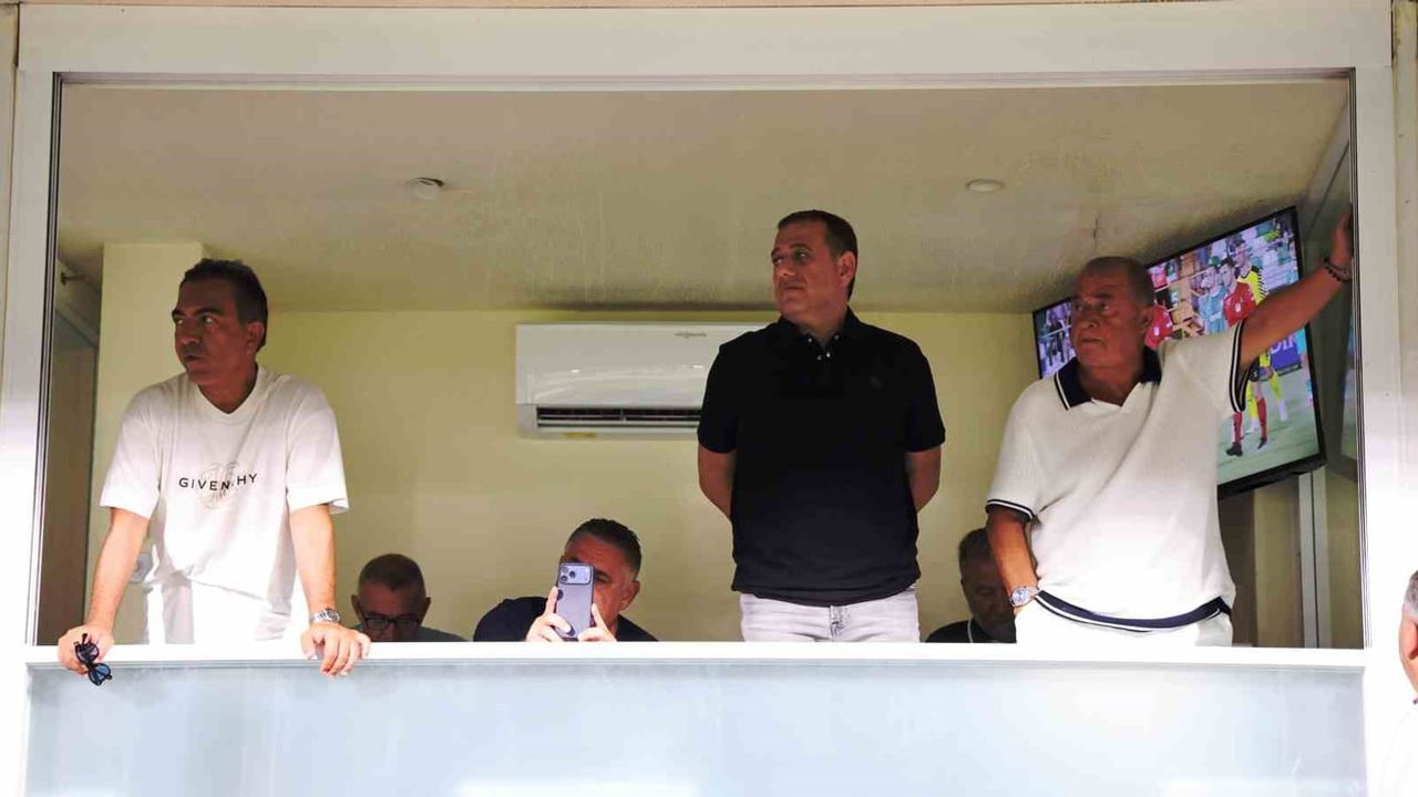 Tribünde dikkat çeken isim: Fatih Terim Bodrum'da ilgi odağı oldu