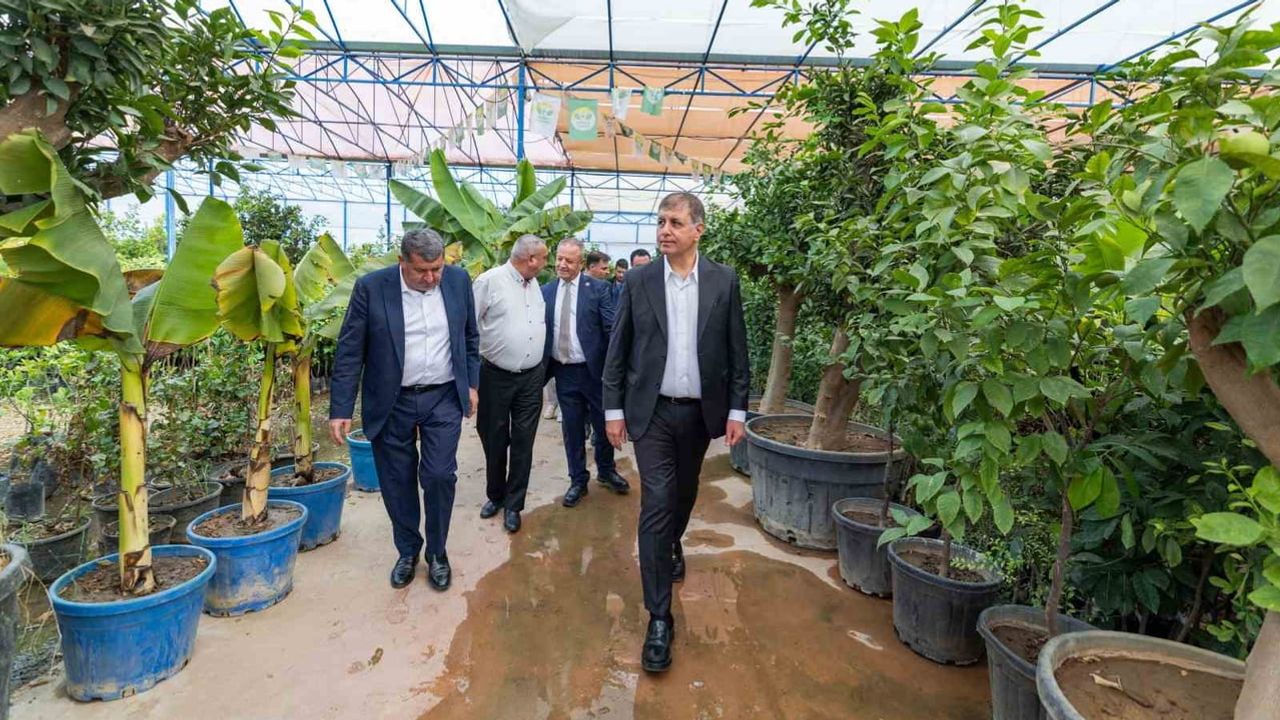 Tugay Bayındır'da mahalleleri dolaşıp talepleri dinledi