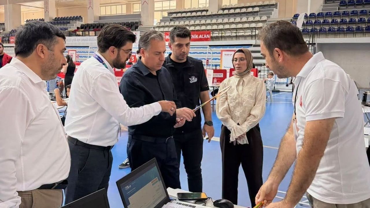 Turgutlu'da gençlerin teknoloji sınavı: yetenekler sahada ölçüldü