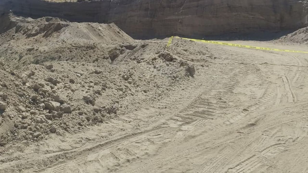 Turgutlu'da kum ocağında kamyon altında yaşamını yitiren kişi için soruşturma