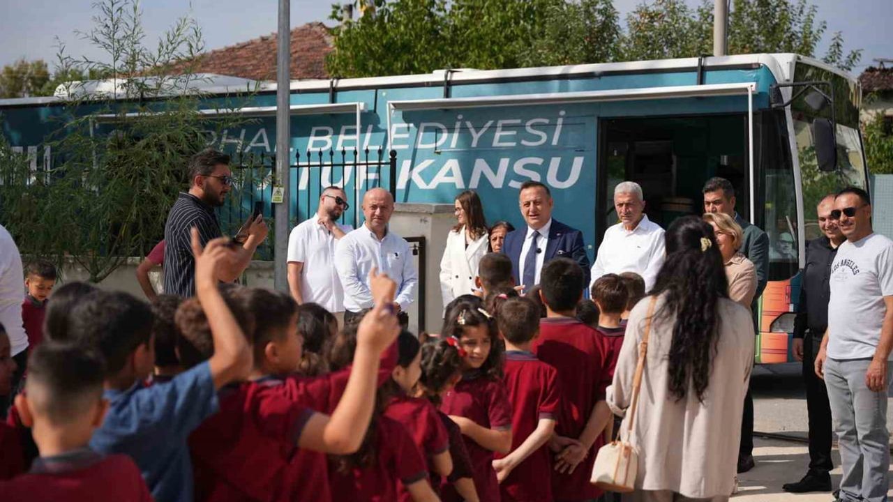 Turhal'da yeni eğitim yılı coşkusu: Ural çocuklarla bir araya geldi