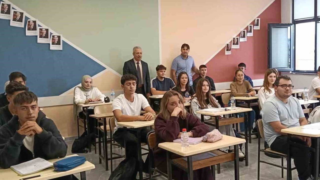 Ücretsiz kursla başlayan başarı hikayesi: Yenişehir Halk Eğitim Merkezi tıp ve mühendisliklere taşıdı