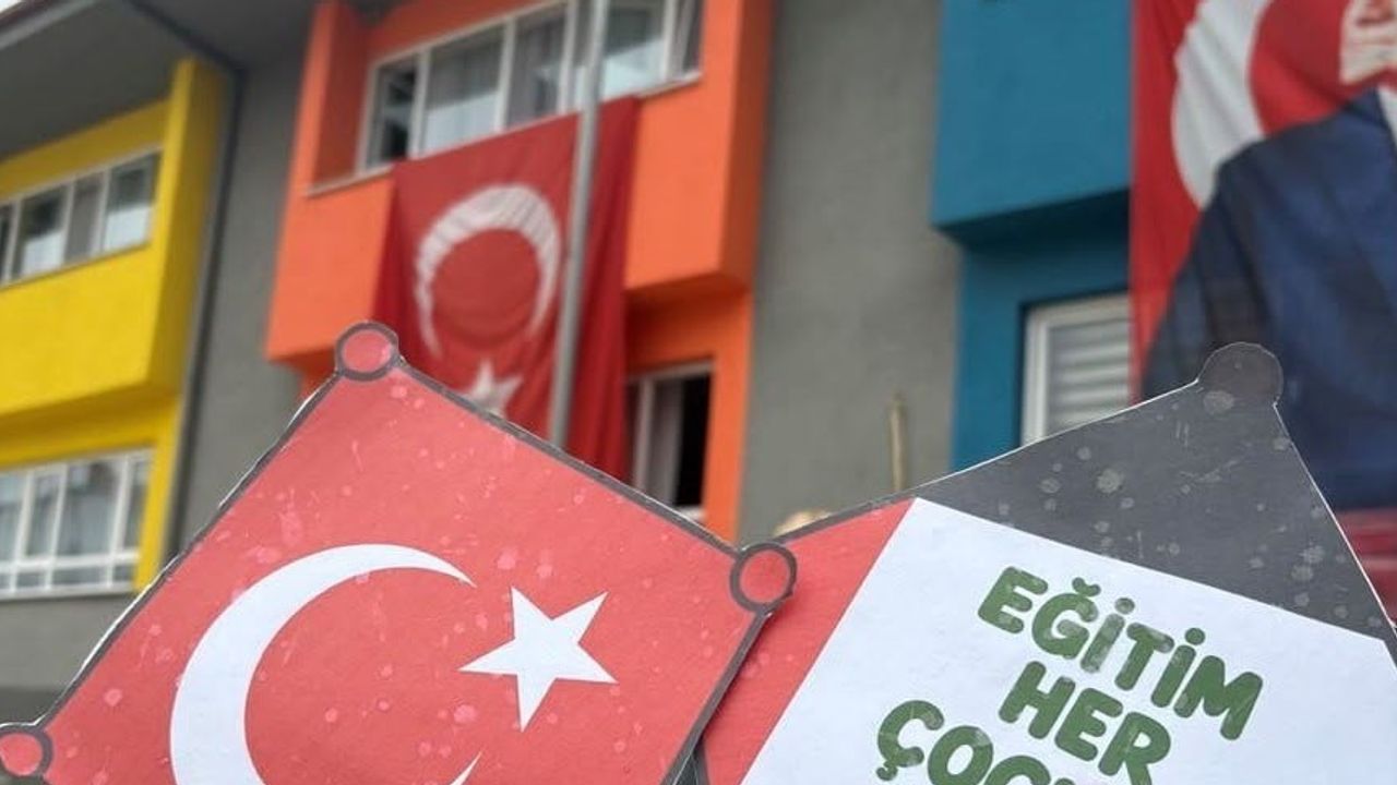 Uçurtmalar gökyüzünde: Balıkesir çocuklarından barış ve umut çağrısı