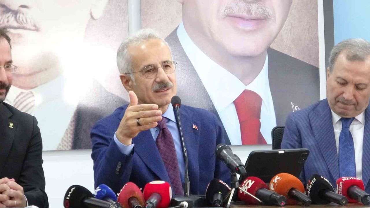 Ulaştırmada kapsamlı adımlar: 356 noktaya ulaşan bir Türkiye hedefi