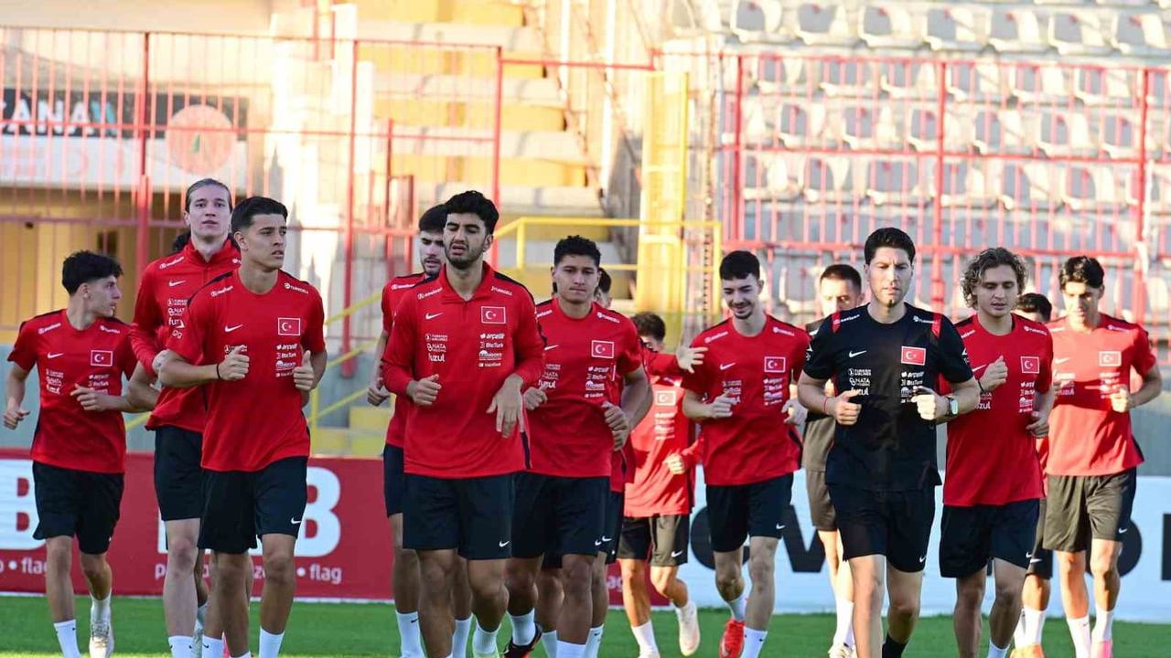 Ümit Milli Takım Ukrayna maçı hazırlıkları için sahaya indi