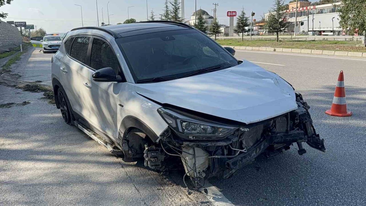 üniversite kaydı yolunda aile su kanalına sürüklendi: 5 yaralandı