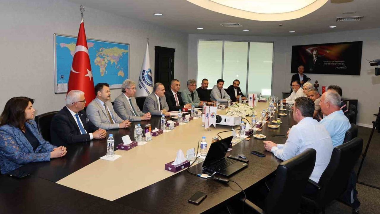 Üniversite ve sanayi el sıkıştı: Erciyes Üniversitesi ile Kayseri Sanayi Odası lisansüstü eğitimde ortaklık kurdu