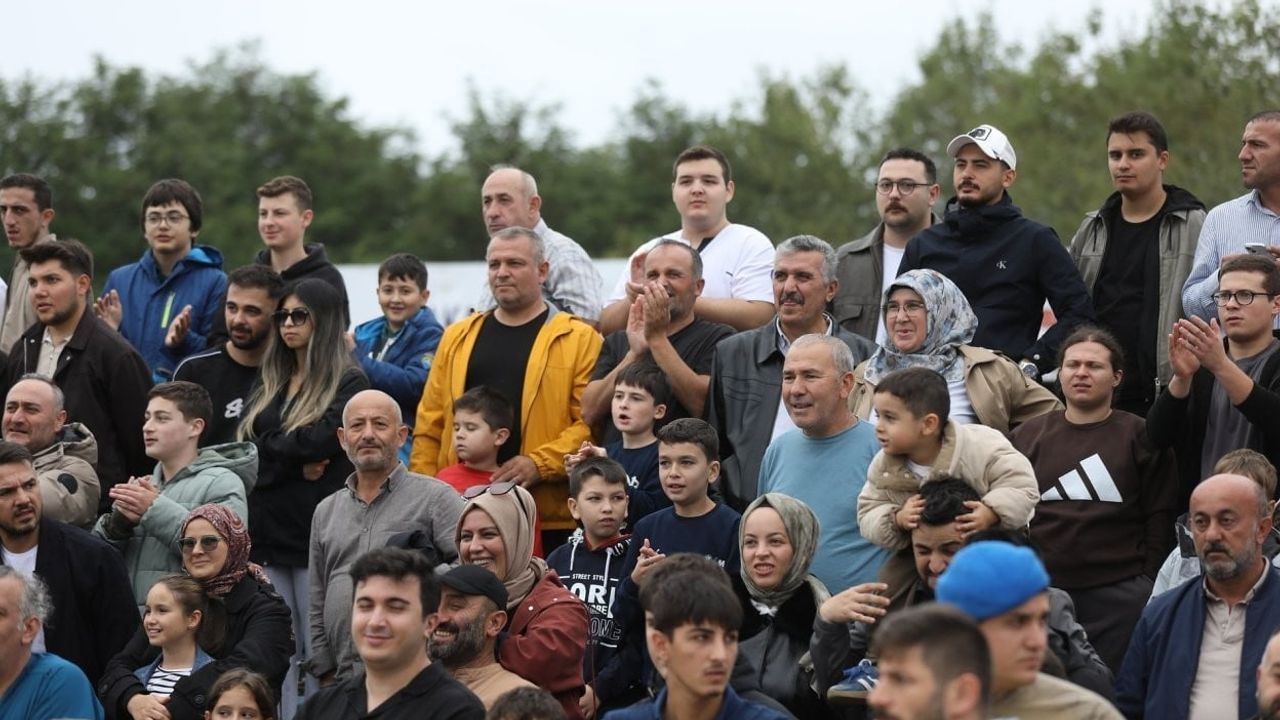 Ünye'de toprakla yarış: Dr. Mehmet Hilmi Güler kupası sahibini buldu