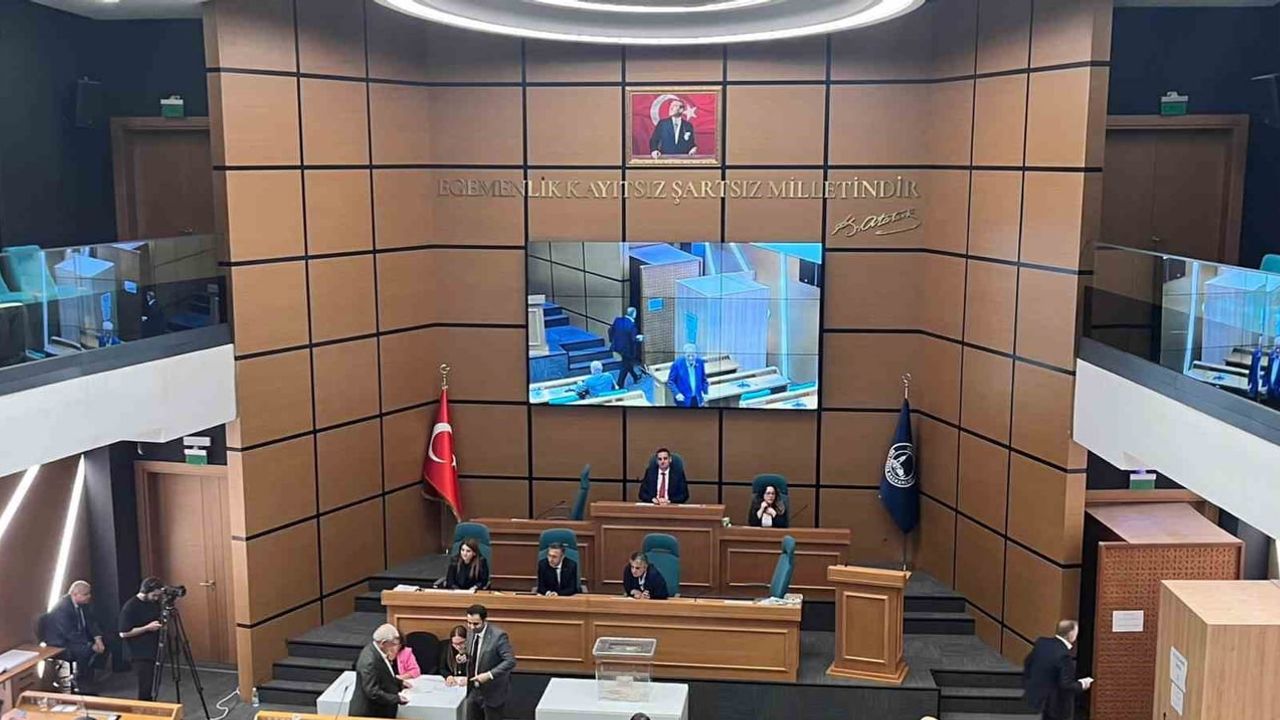 Üsküdar'da başkanvekili seçimi tıkandı; üçüncü tura kaldı