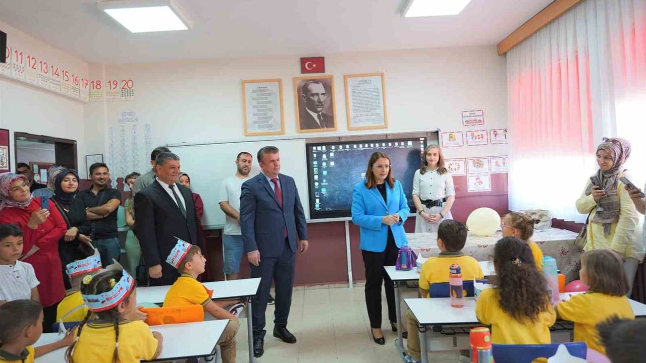 Uyum haftasıyla başladı: Bartın'da 6 bin 623 öğrenci için ders zili çaldı