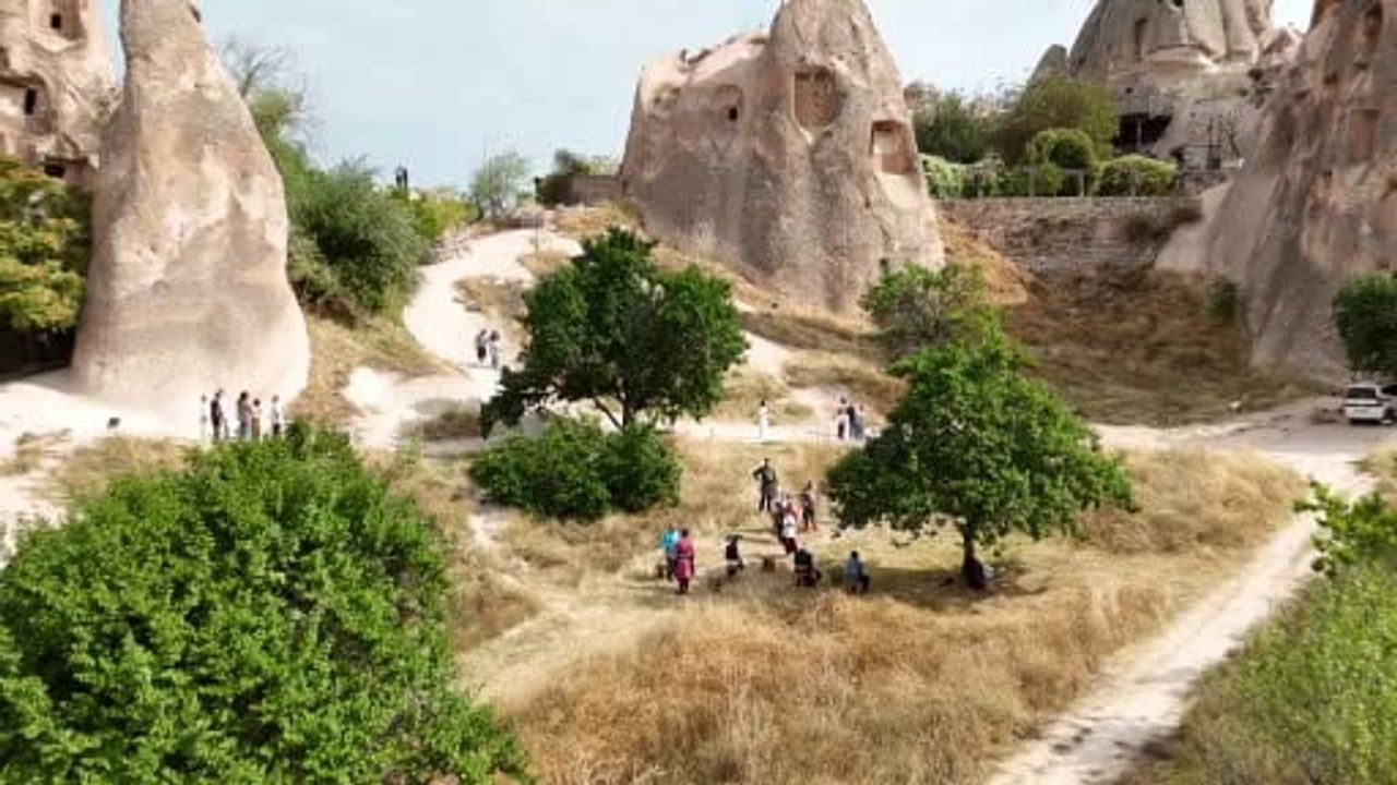 Vadi siluetlerinde ok atışları: Kapadokya'da geleneksel okçuluk festivali