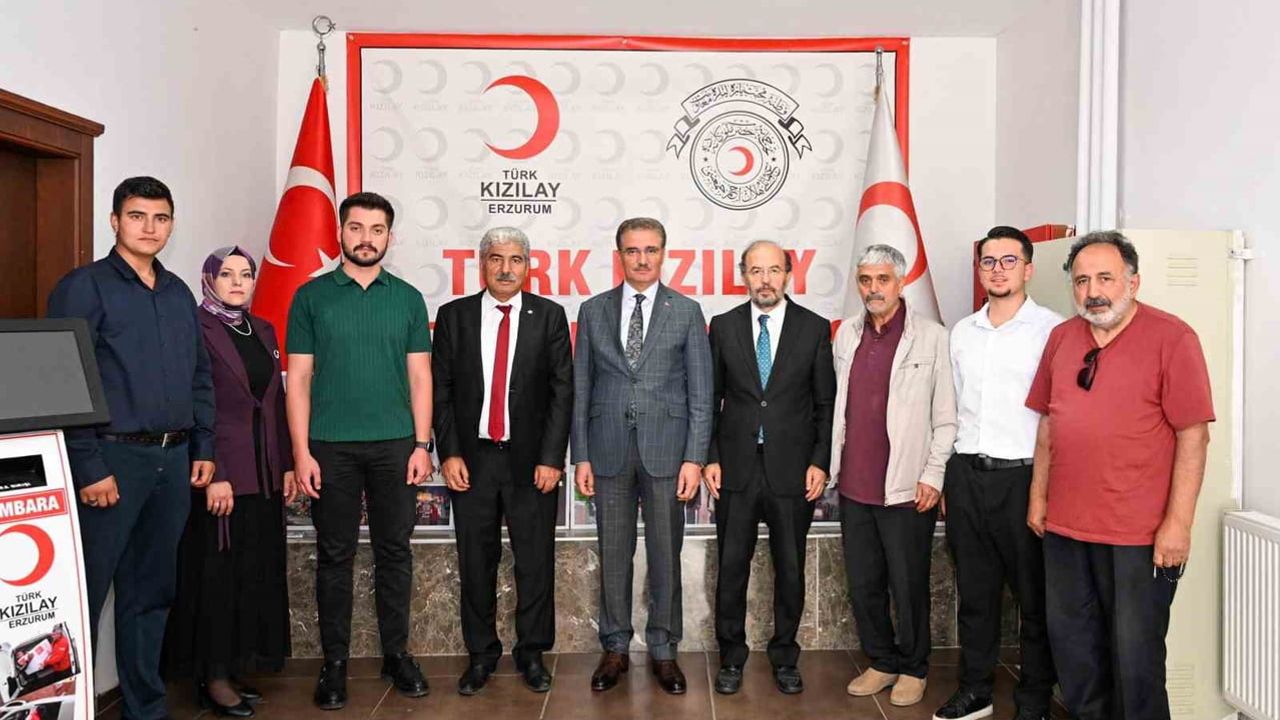Vali Aydın Baruş Kızılay şubesinde dayanışma vurgusu