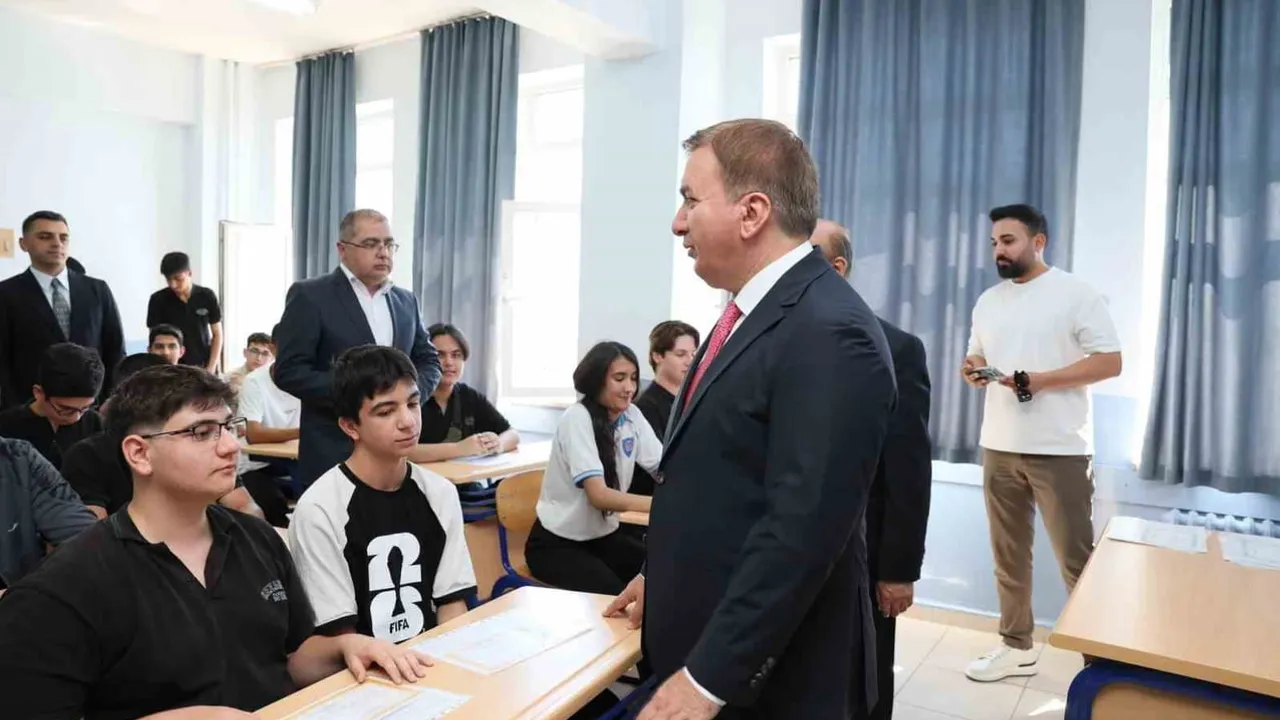 Vali Aydoğdu’dan merak ve sabır vurgusuyla yeni eğitim yılı çağrısı
